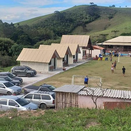 Pousada Recanto Feliz Carvalhos Mg Esterno foto